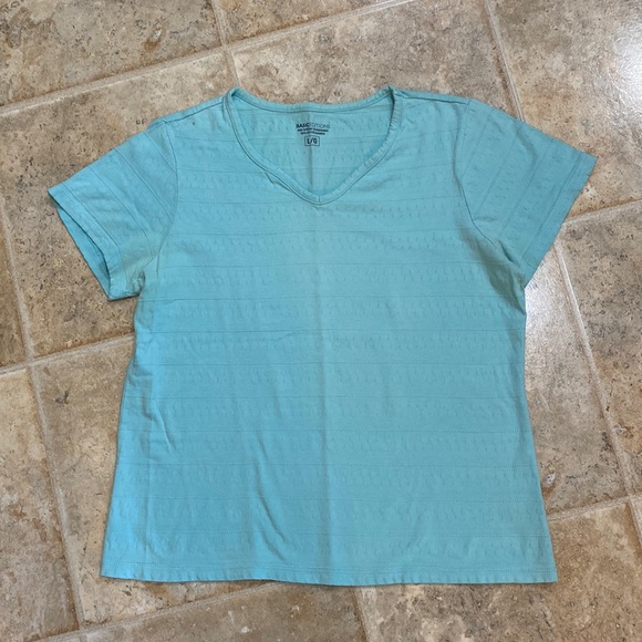 T-SHIRT BUNDLE - Picture 2 of 5